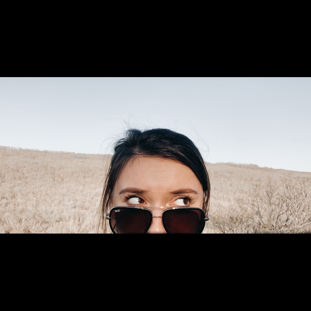 Meet your Posher, Emilie